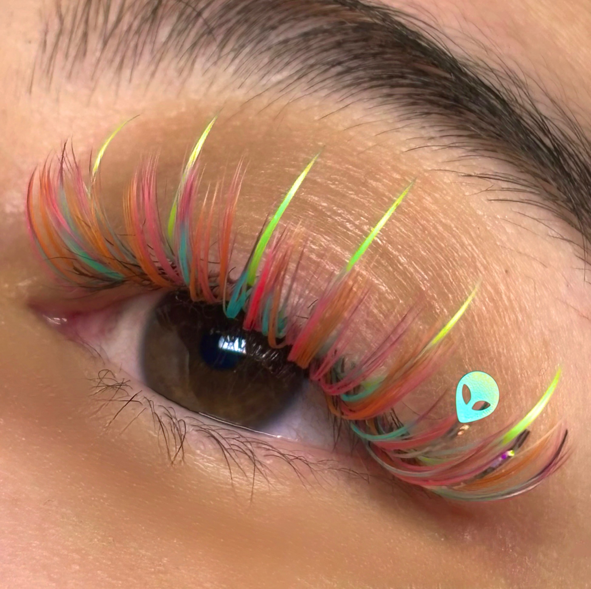 Rainbow creative lash set with decal